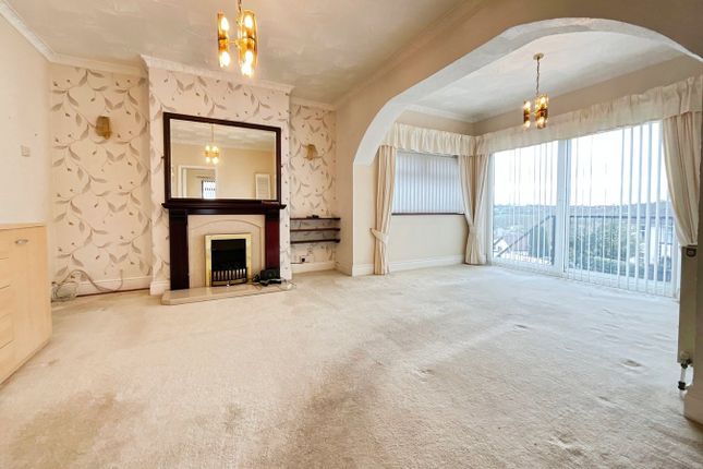 Avalon, Hand Farm Road, Pontypool photo 3