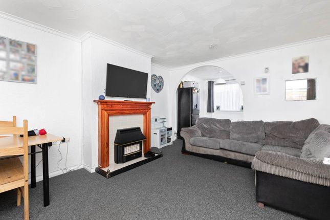 Terraced house for sale in Mendip Crescent, Worthing