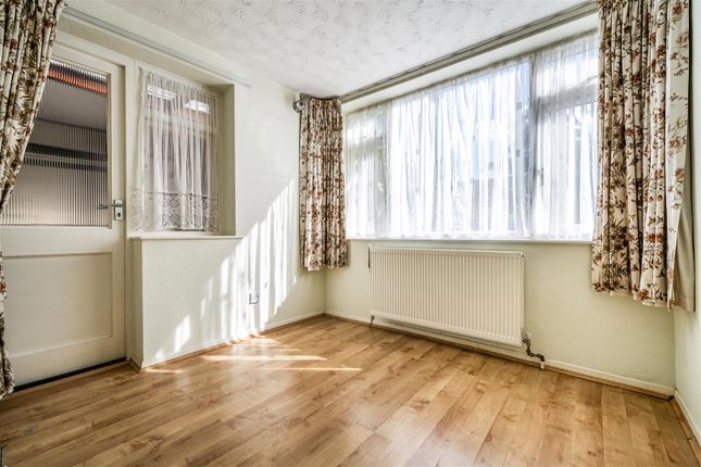 119, Aylesbury Road, Bedford photo 4