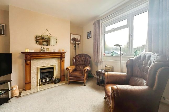 33, Woodlands Road, Swadlincote photo 2