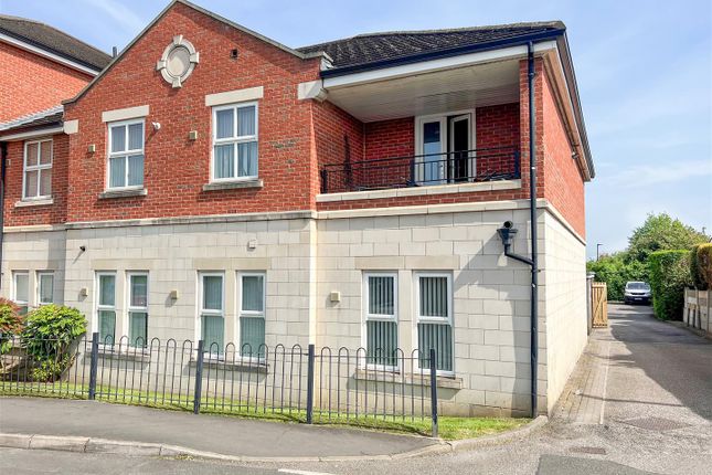 Flat for sale in Ings Lane, Skellow, Doncaster