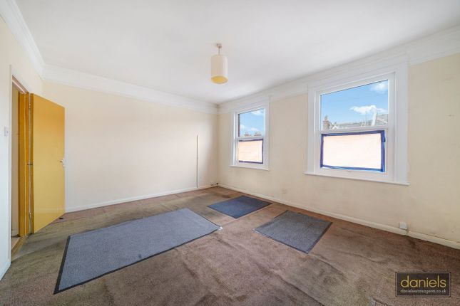 5, Beaconsfield Road, London photo 5