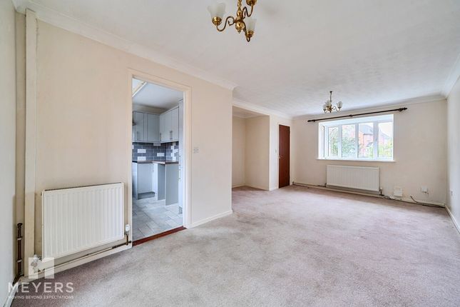 29, Badbury Drive, Blandford Forum photo 4