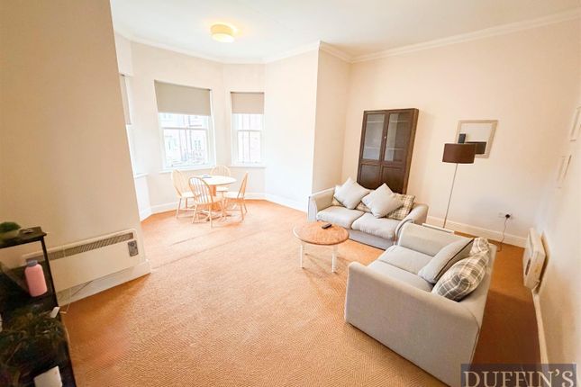 8, Woodlands Corner, Lilford Road, Blackburn photo 3