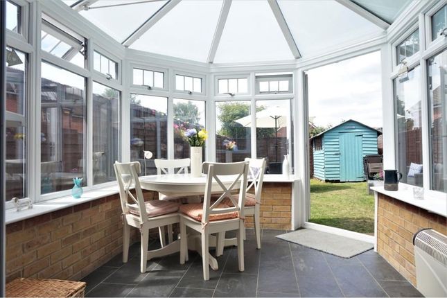 1, Ludlow Close, Newbury photo 2