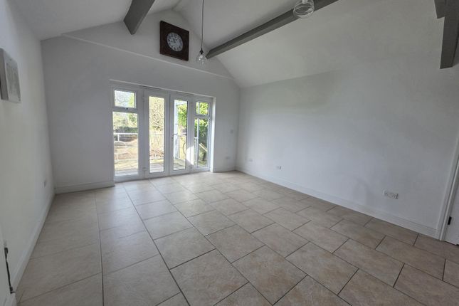The Bungalow, Eynons Ford Lane, Swansea photo 2
