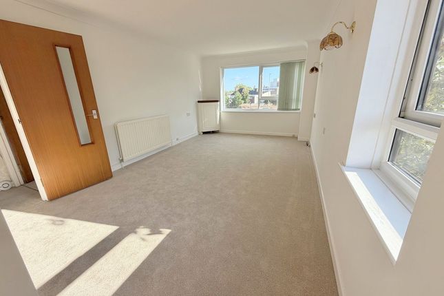 Flat 25 Homeview House, Seldown Road, Poole photo 2