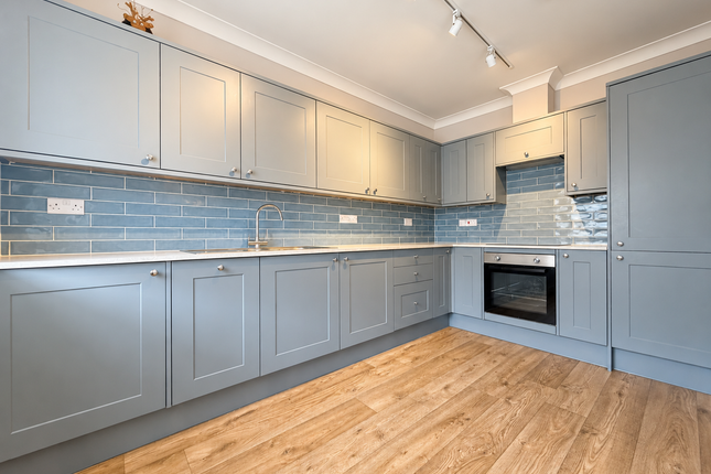 Flat 1, Woodfield House, Tangmere Road, Chichester photo 2