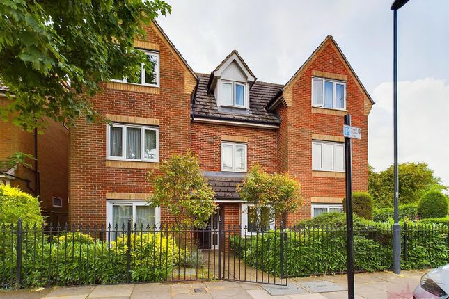 Flat to rent in Birch View, Hindes Road, Harrow