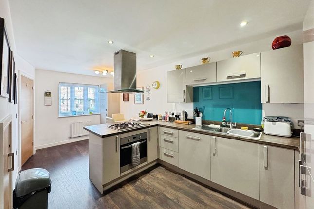 4, Kingsley Close, Morpeth photo 2