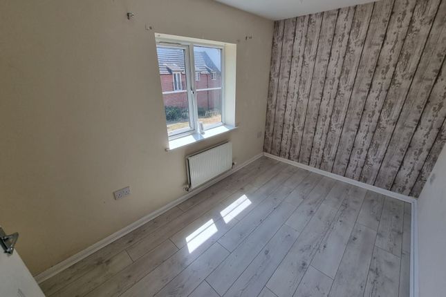 41 Malsbury Avenue, Leicester photo 4