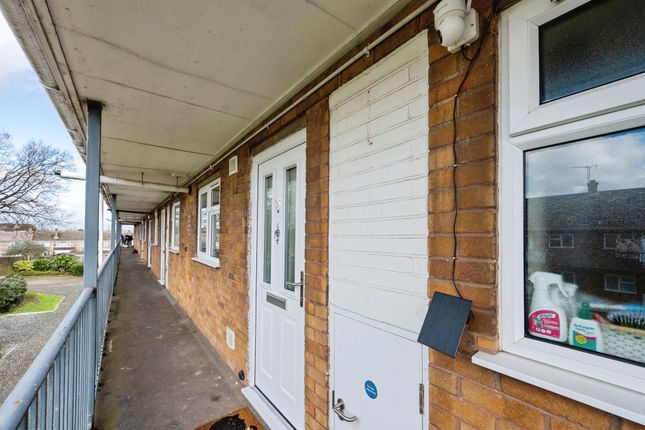 75, Cranham Drive, WORCESTER photo 2