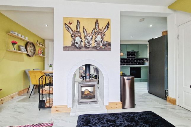 97, Western Avenue, Port Talbot photo 4