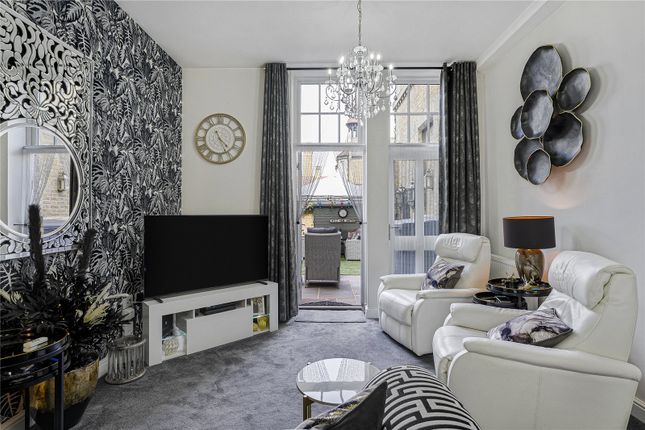43, Chapel Drive, Kent photo 4