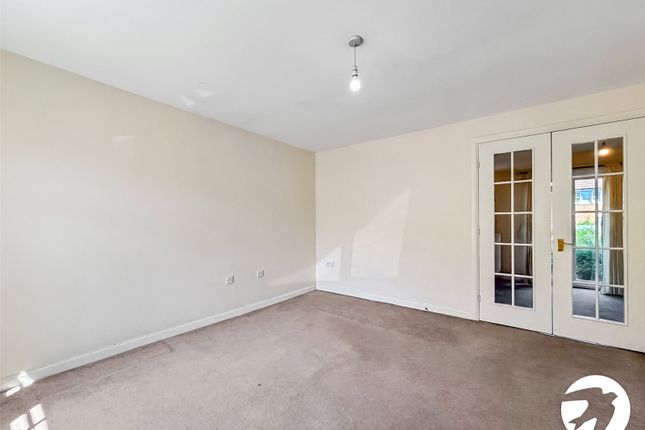 264, Greenhaven Drive, London photo 3