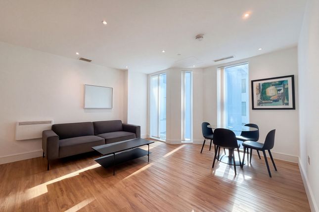503 West Gate, London photo 3