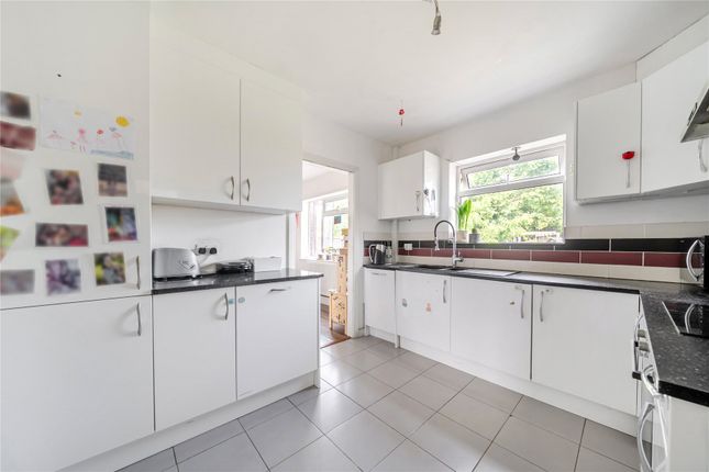 89, Eton Road, Orpington photo 4