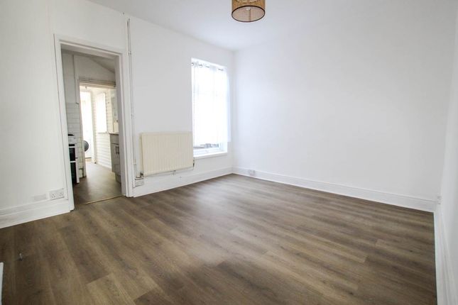 Brickfield Lane, Hayes Middlesex photo 2