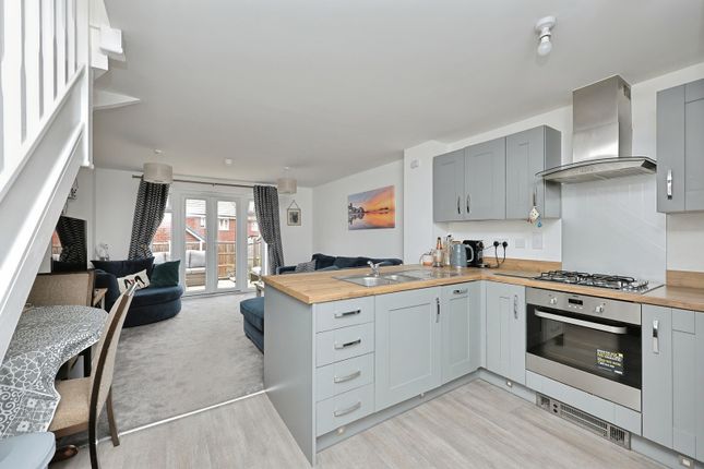 63, Overstrand Way, Norwich photo 4