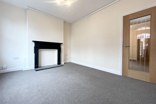 26, George Street, Sandbach photo 3