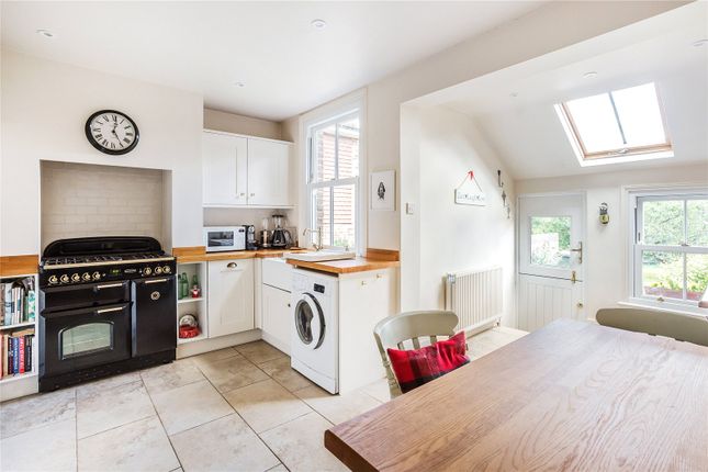 Skimmington Cottages, Reigate photo 3