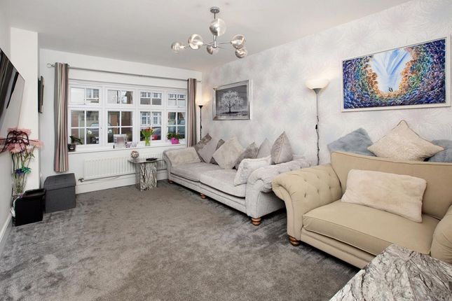 6 Swift Road, Dawlish photo 3