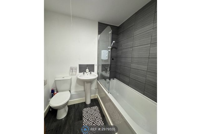 Kingsland Crescent, Barry photo 5