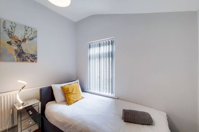 Semi-detached house to rent in Ranelagh Road, Stratford, London