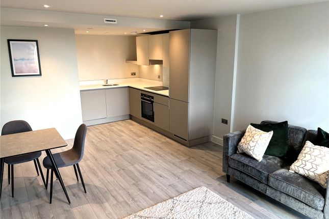 Flat to rent in Broad Street, Birmingham