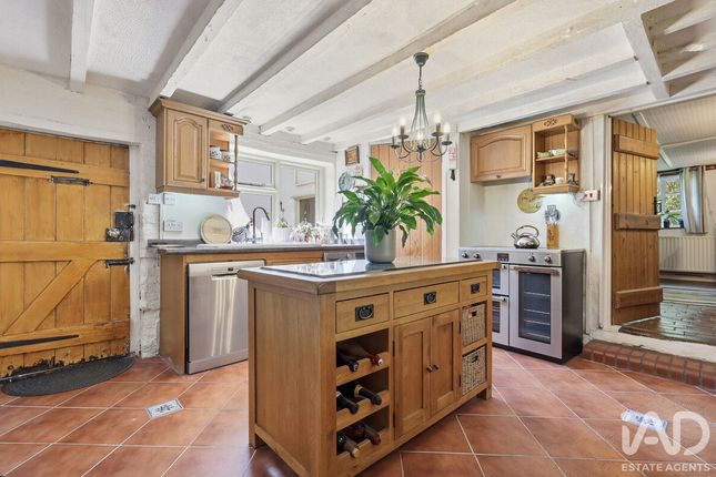 4, Wells Cottage, Bishop's Stortford photo 4