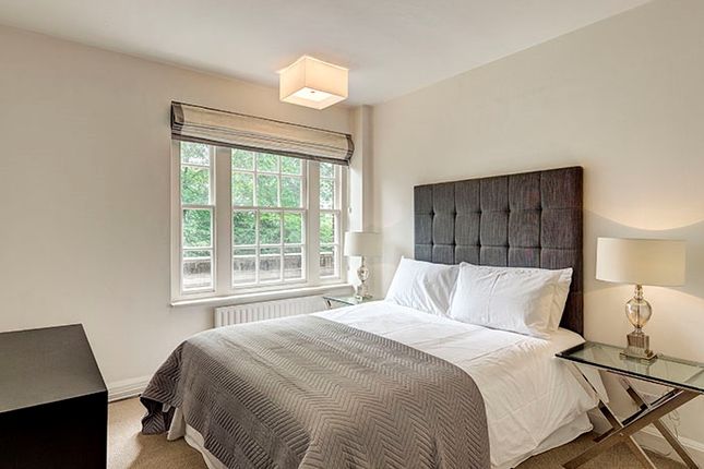 26 Pelham Court, 145, Fulham Road, London photo 3
