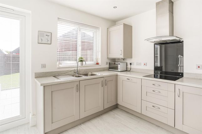 36, Dale Acre Way, Derby photo 3