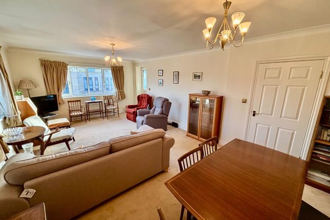 Flat 17, Barfield House, Spath Road, West Didsbury photo 2