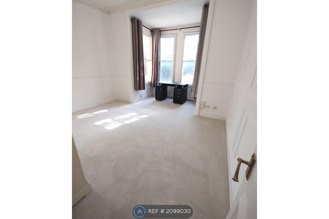 Thumbnail Flat to rent in St. Peters Hill, Caversham, Reading
