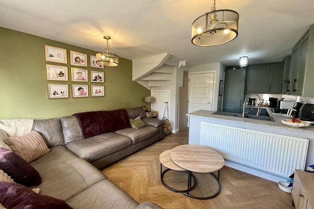 8, Thunderbolt Avenue, Preston photo 4