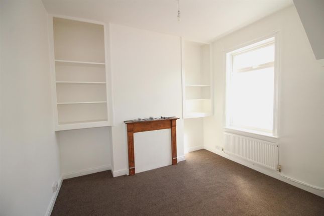26, St Barnabas Road, Linthorpe photo 3