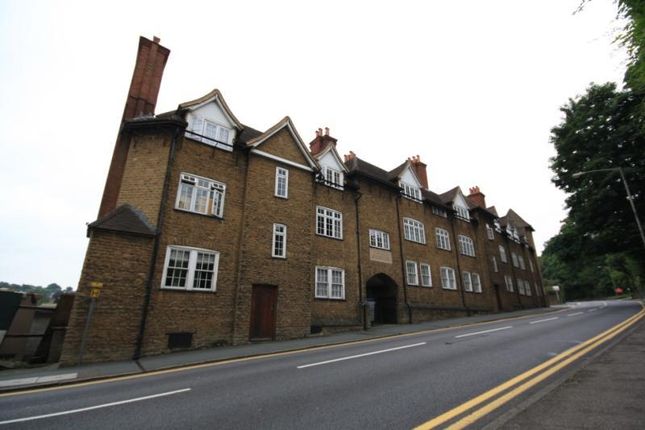 Thumbnail Studio to rent in Portsmouth Road, Guildford, Surrey