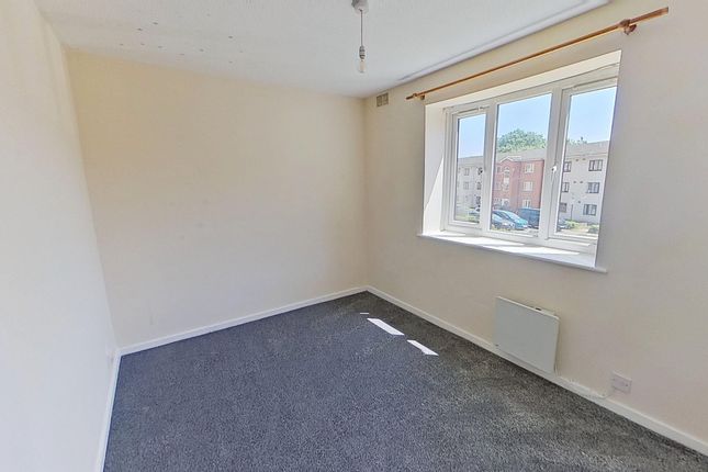 128, Regency Court, Bradford photo 4