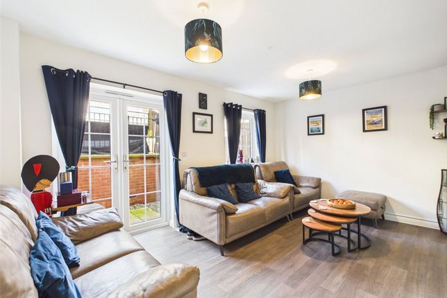 27 Ruby Close, Holsworthy photo 2