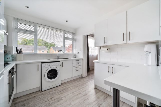 Flat for sale in Lovelace Road, Surbiton