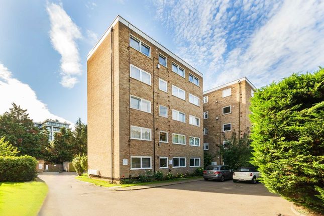 2-bed flat on Flat 19, Berkeley Court, 33, Gordon Road, London, £475,000