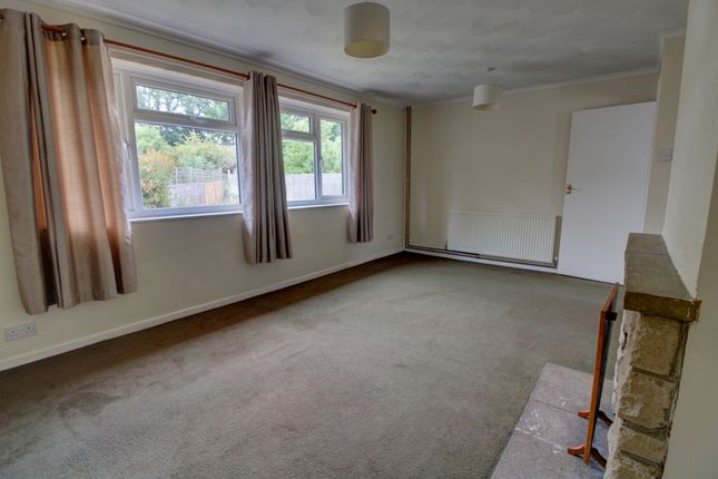 17, Shyshack Lane, Tadley photo 3