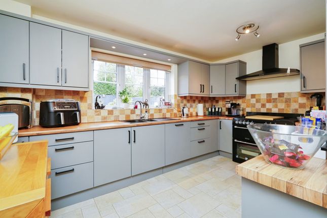 South Meadow, BICESTER photo 2
