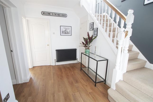 26, St. Marys Avenue, Billericay photo 3
