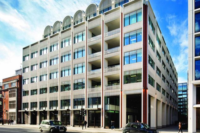 Flat for sale in Mortimer St, London, Fitzrovia