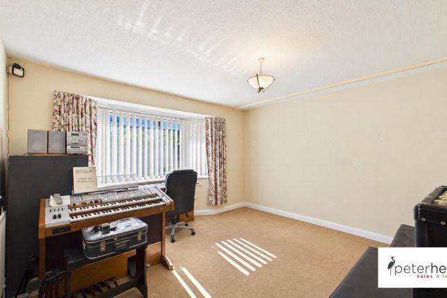 26, Brockenhurst Drive, Sunderland photo 3