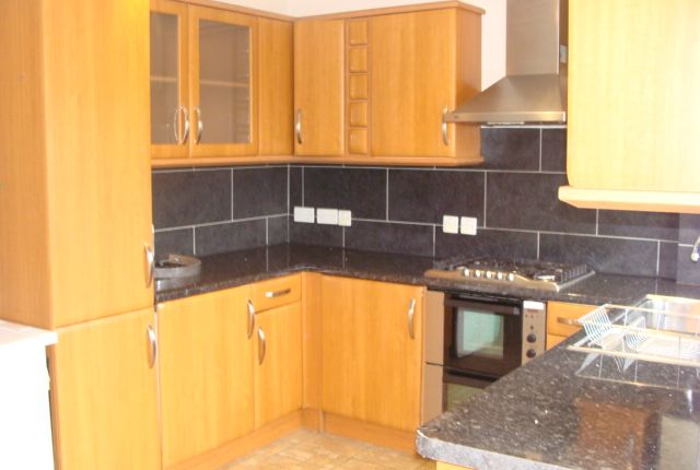 Girton Road, Northolt photo 4