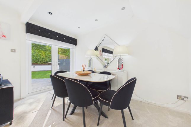 21, Ness Drive, Glasgow photo 4