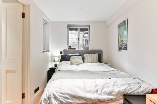 Flat to rent in Cowley Street, Westminster, London