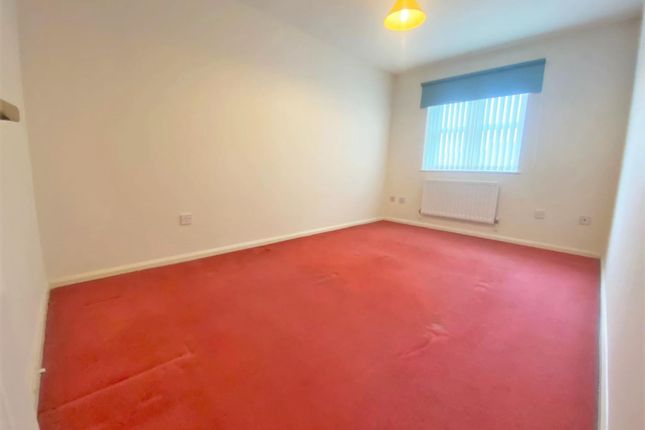 Property to rent in Longfield Avenue, Mill Hill